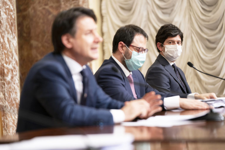 Dl Rilancio, gli attuativi Imprese&Lavoro: dai contributi alle garanzie