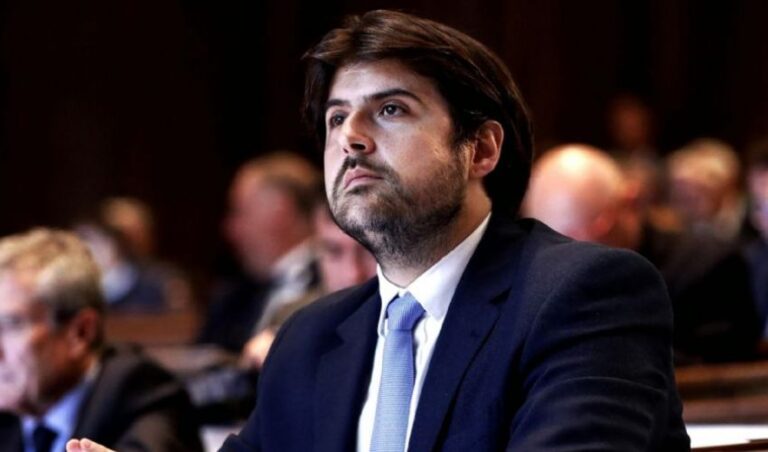 Transizione, la partita del sottogoverno: Buffagni in pole