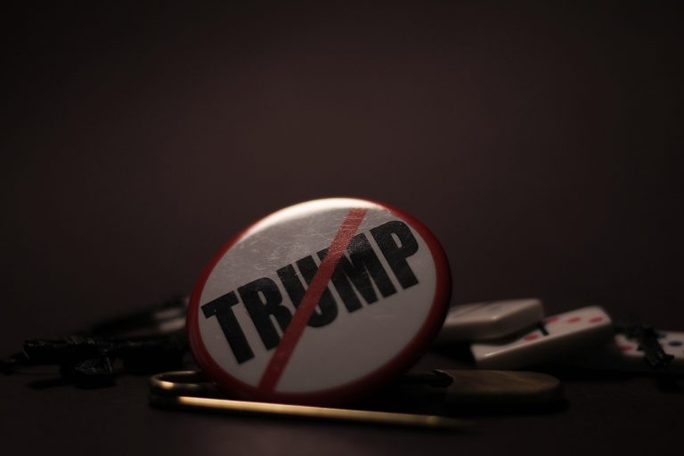 Trump e il nuovo nichilismo: vale tutto e il suo contrario