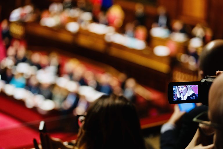 Fine vita, adottato il testo base: contenuti, tempi e polemiche