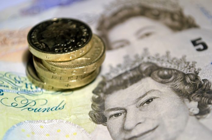 money-pounds-1358322493Lbt